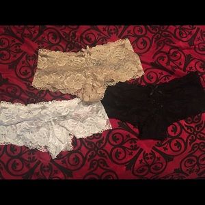 NWOT panties set of 3 M